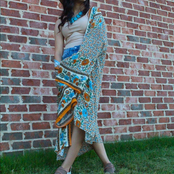 Beige multicolor Bohemian Flowing kimono floral long sleeve - Picture 4 of 16